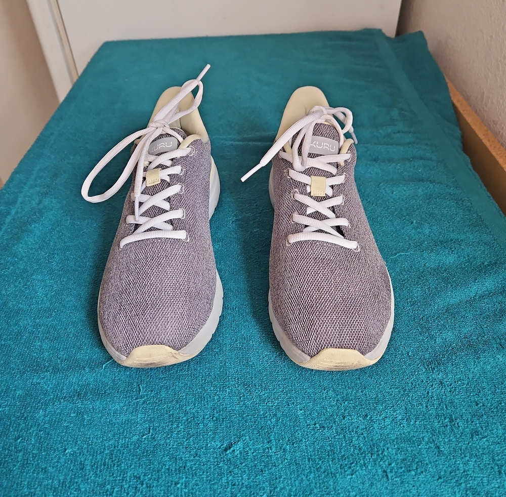 KURU FLEX Via Sneaker Size 8.5 Wide